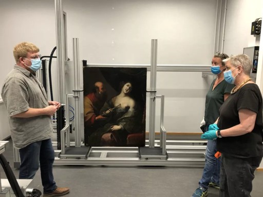 Training in the X-ray room of the Herzog Anton Ulrich Museum